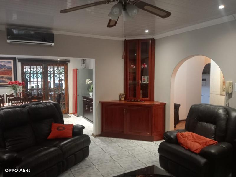 3 Bedroom Property for Sale in Vaalpark Free State
